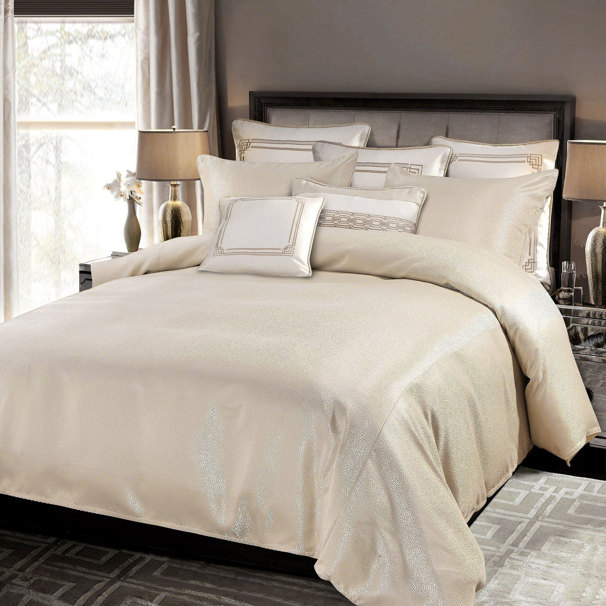 Marilyn Modern Bubble Comforter Set, Super Queen, Gold, 3PC