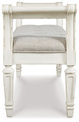 Realyn - Antique White - Accent Bench