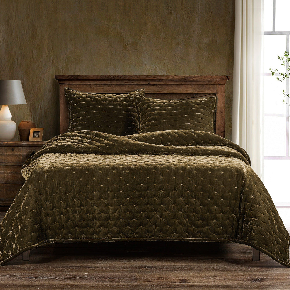 Stella Faux Silk Velvet Quilt, Queen, Green Ochre, 1PC