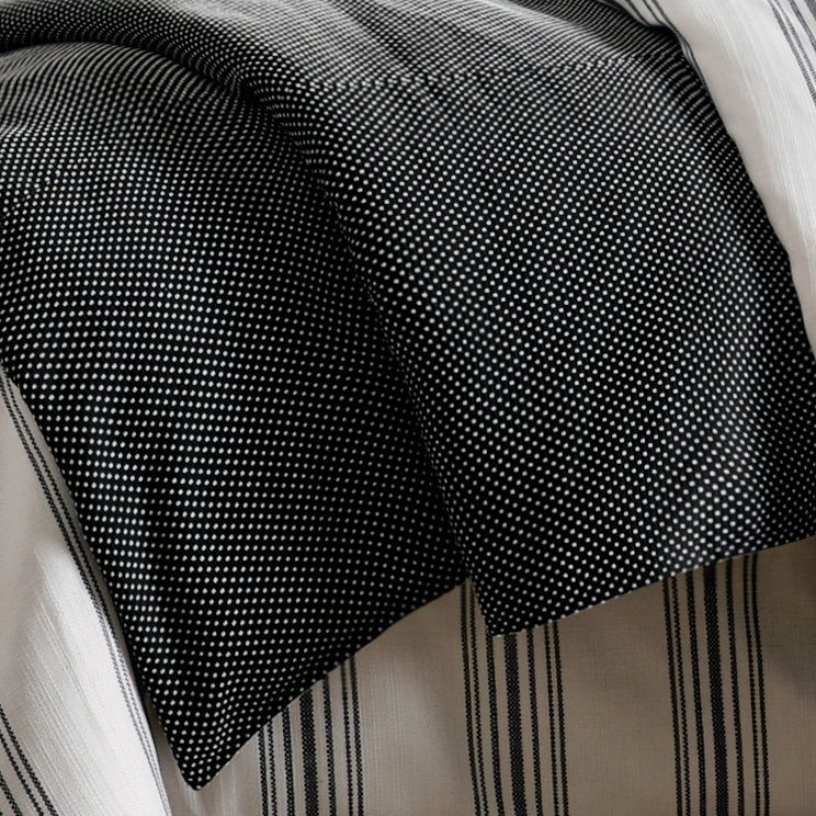 Blackberry Polka Dots Duvet Cover, Super Queen, 1PC