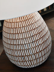 Darrich - Beige / White - Metal Table Lamp