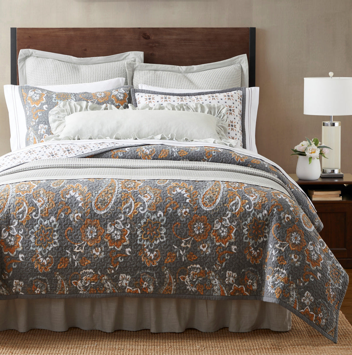 Abbie Western Paisley Reversible Quilt Set, King, Gray, 3PC