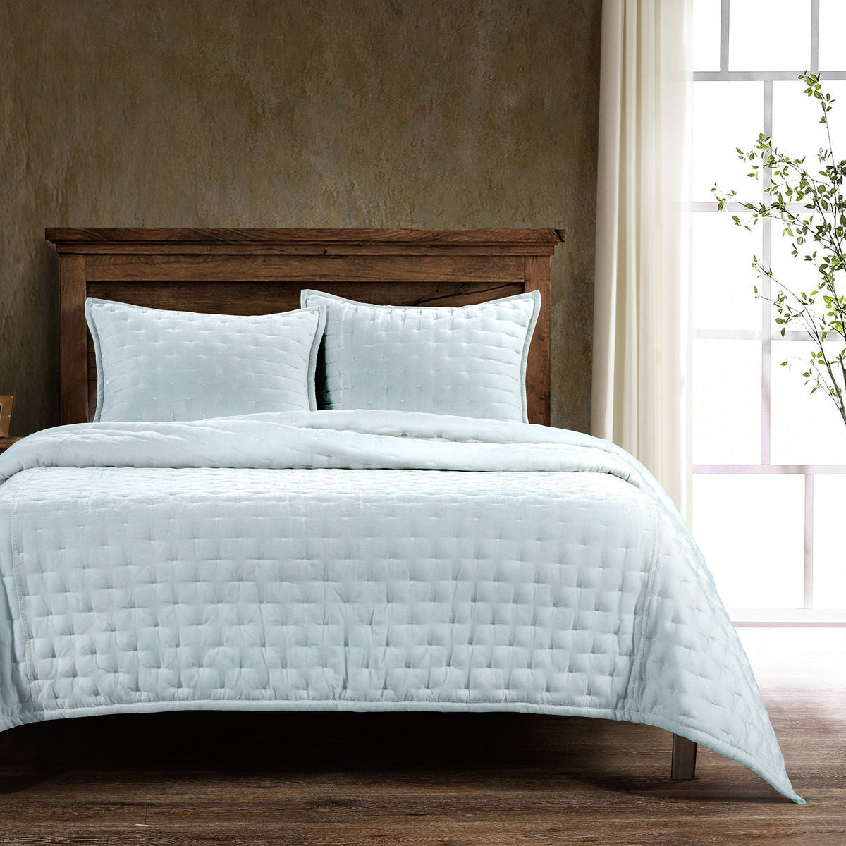 Stella Faux Silk Velvet Quilt Set, Queen, Icy Blue, 3PC